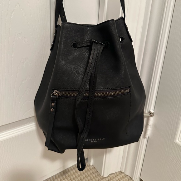 Kenneth Cole bucket bag - Picture 1 of 6